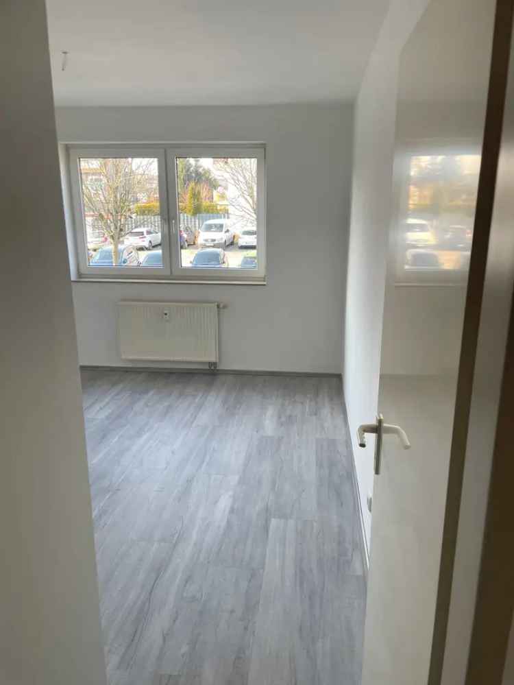 2 Zimmer Wohnung Bochum Westenfeld Balkon ruhige Lage