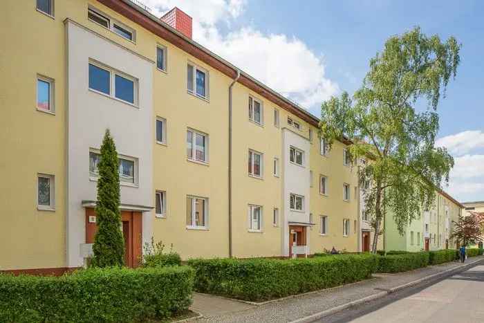 Mieten Wohnung in Magdeburg Alt Fermersleben mit Balkon und Zentralheizung