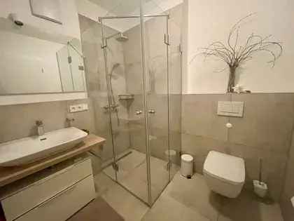Wohnung (84.0 m²) zur Miete in Düsseldorf (Am Wehrhahn 61, 40211 Dusseldorf, Germany)