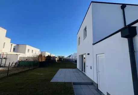 Haus (110.0 m²) zur Miete in Berlin (Köpenick, Elcknerplatz, 12555 Berlin, Germany)