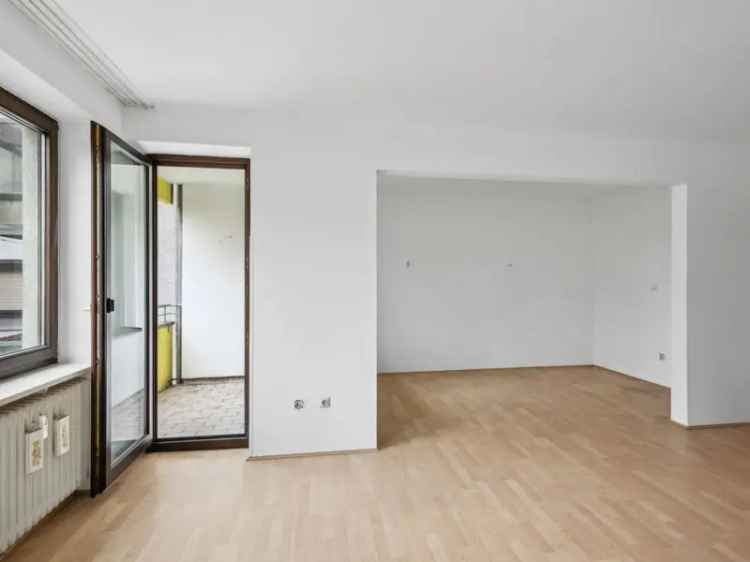Helle, gut geschnittene 2-Zimmer-Eigentumswohnung in Moosach