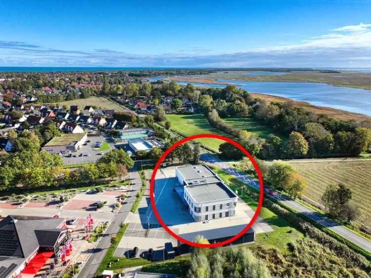 Mieten Haus Gewerbeeinheiten in Zingst mit Büro und Nebengebäude