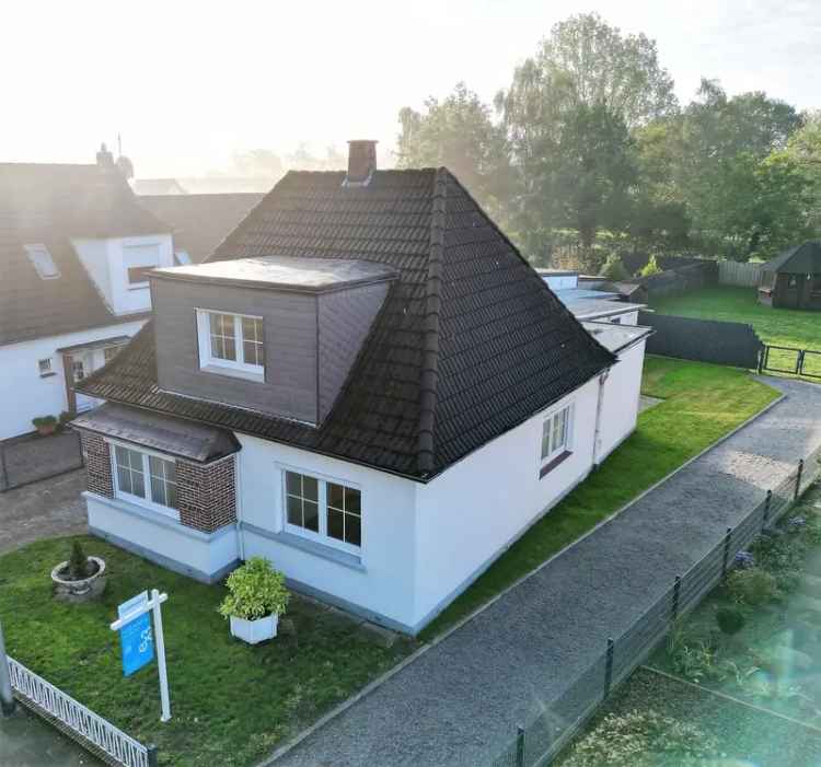 Kernsaniertes Einfamilienhaus mit optionalem Baugrundstück!