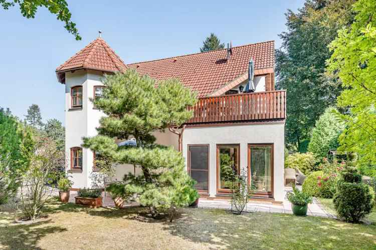 Villa in Groß Glienicke mit Garten Terrasse Kamin