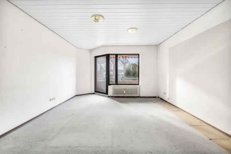 Gut geschnittene 3-Zimmer-Eigentumswohnung mit großer Küche, Balkon und Stellplatz in Blumenthal