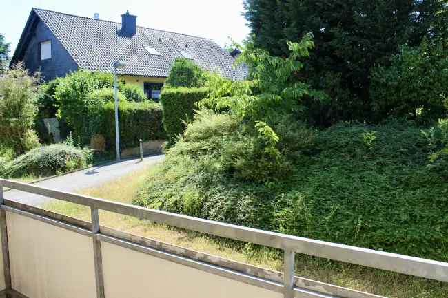 3 Zimmer-Erdgeschosswohnung mit Balkon