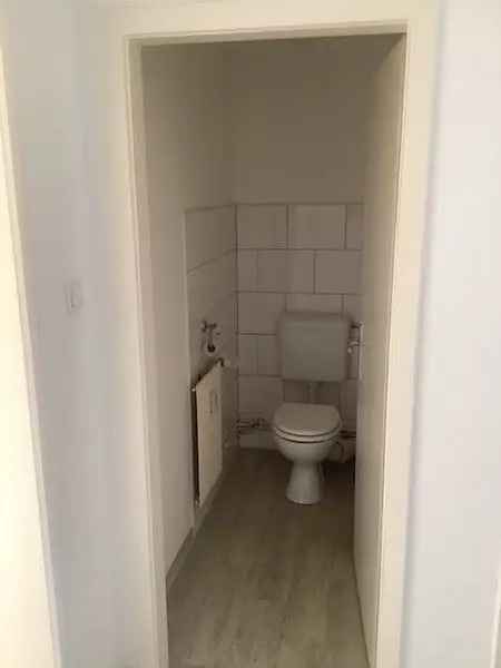 3 Zimmer Wohnung Schildesche Balkon Bad WC neu