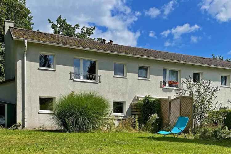 Schönes, gut geschnittenes Endreihenhaus mit großzügigem ca. 500 m² Grundstück in Langenhorn