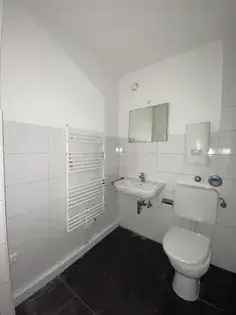 Wohnung (78.0 m²) zur Miete in Düsseldorf (Potsdamer Straße 19, 40599 Dusseldorf, Germany)