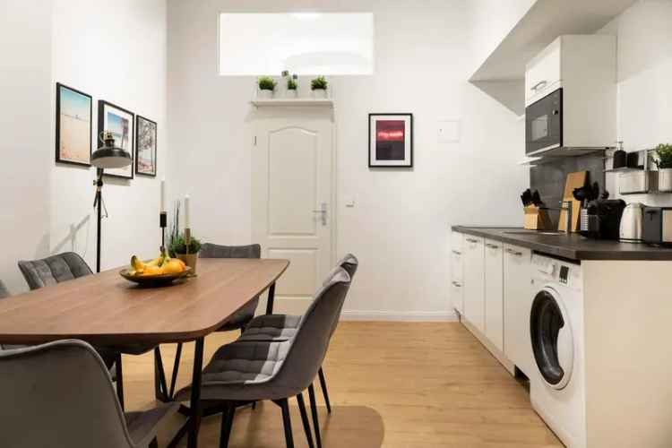 2 Schlafzimmer Wohnung mieten Berlin, Deutschland