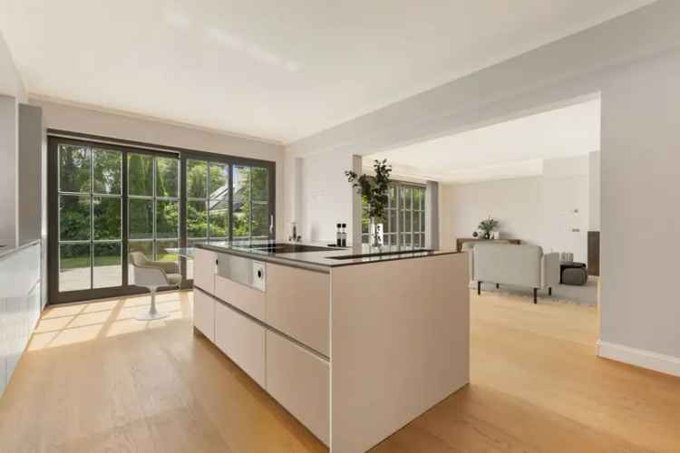 Luxusvilla Golzheim 8 Zimmer 344m² Neubau Wellnessbereich