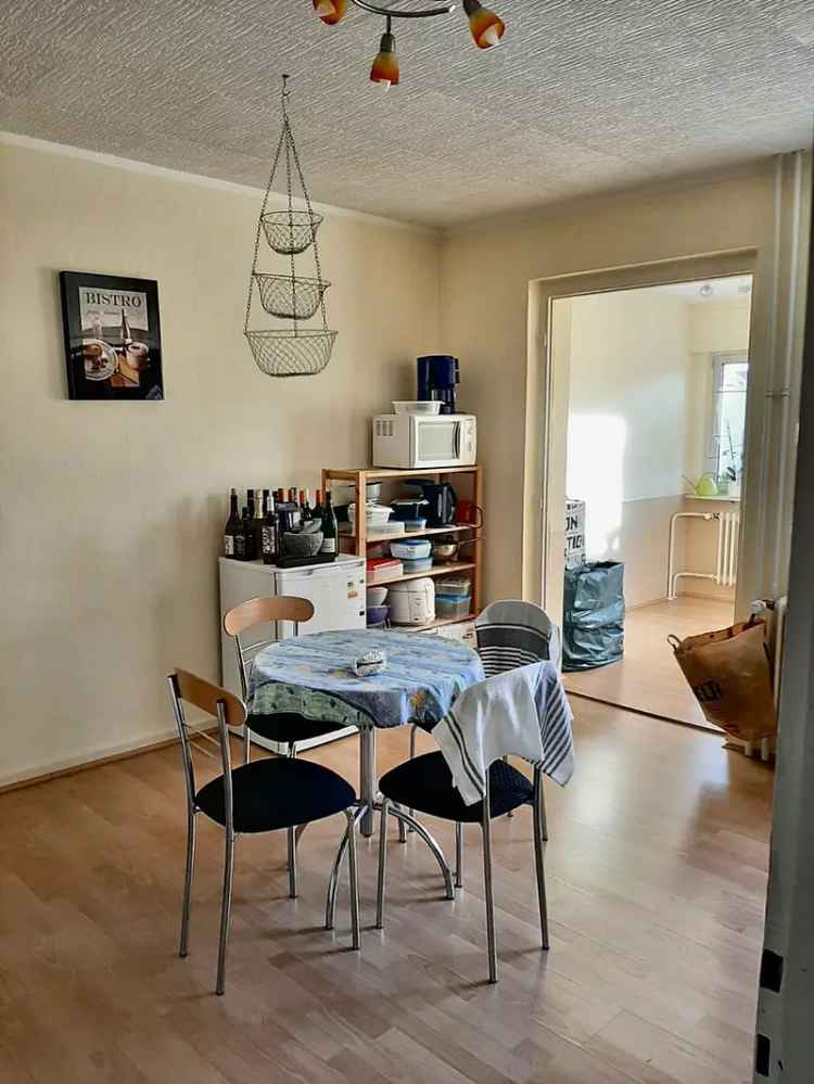 Helle 2,5-Zimmer-Wohnung im 1. OG mit Gartenanteil in ruhiger Lage nahe Hanau Hauptbahnhof