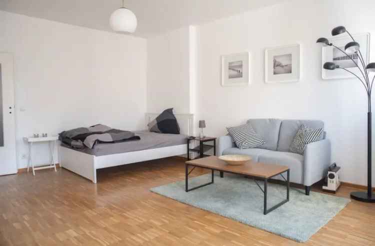 Tauschwohnung in Charlottenburg mit Südbalkon und Einbauküche