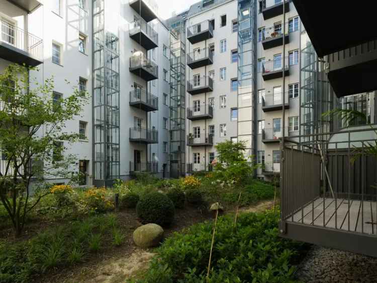 Luxuriöses Wohnen am Ludwigkirchplatz – Exklusive 4-Zimmer-Wohnung!