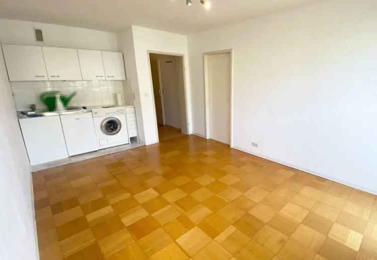 Freie 2-Zimmer-Wohnung mit TG-Stellplatz