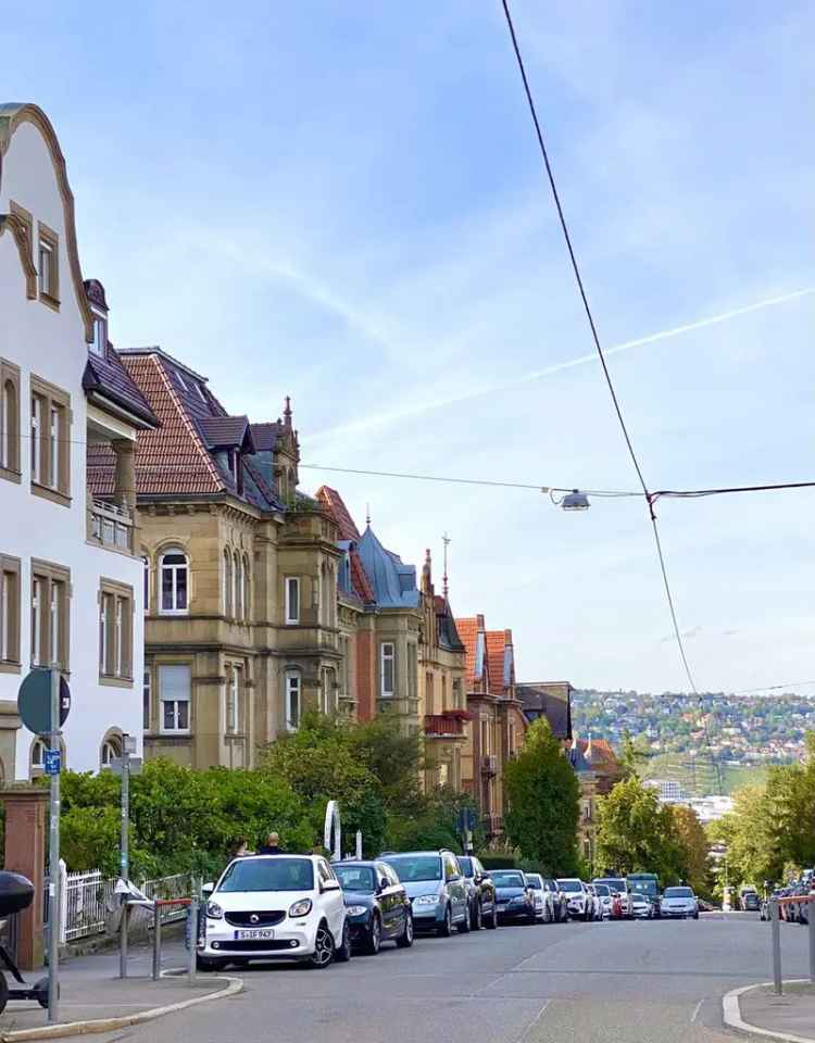 Stuttgart Zentrum – Breuninger / Rathaus in 10 Gehminuten