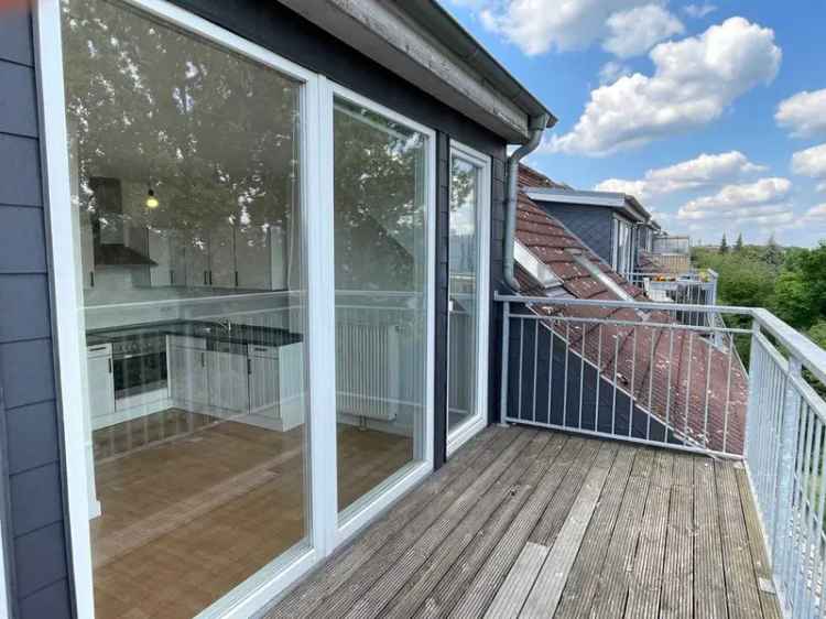 3 Zimmer Wohnung Hamburg Altona mit Balkon und Stadtblick