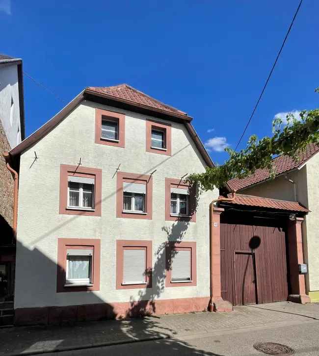 Charmantes Mehrgenerationen Haus mit Geschichte und viel Platz