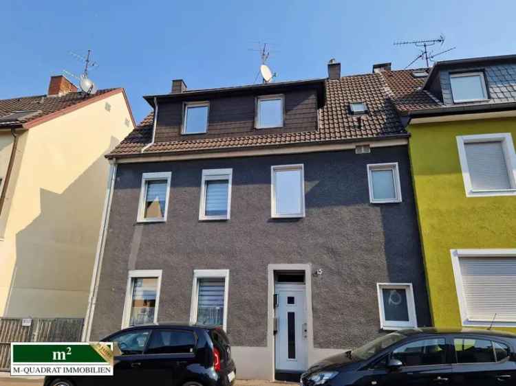 Charmantes Einfamilienhaus mit Einliegerwohnung 4 Garagen und Garten in Köln/Dünnwald