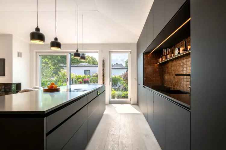 Toplage Canaletto: Elegantes, neuwertiges Penthouse mit Dachterrassen und viel Privatsphäre