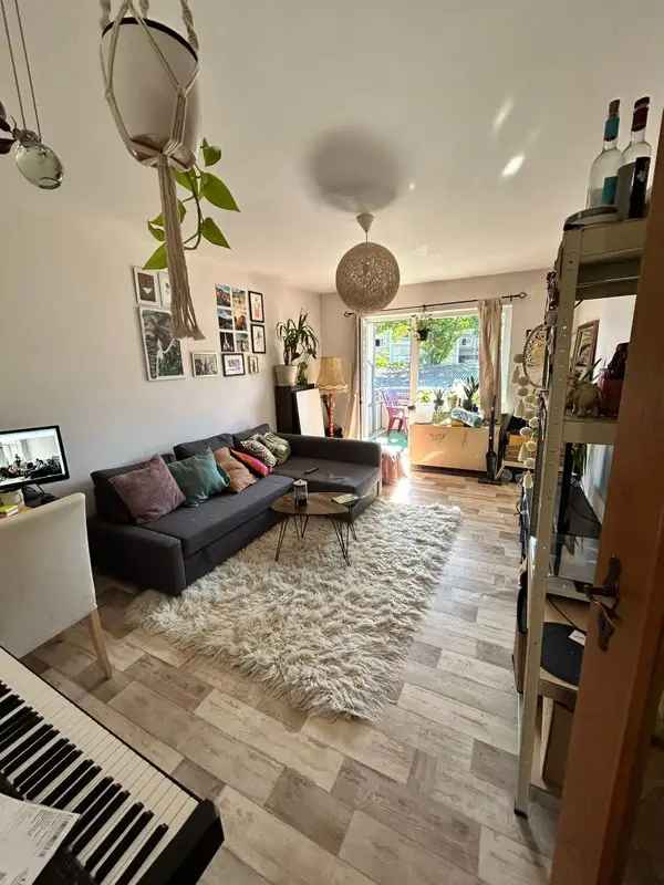 Wohnung in Hamburg Nord mit Balkon Garten und Waschmaschine