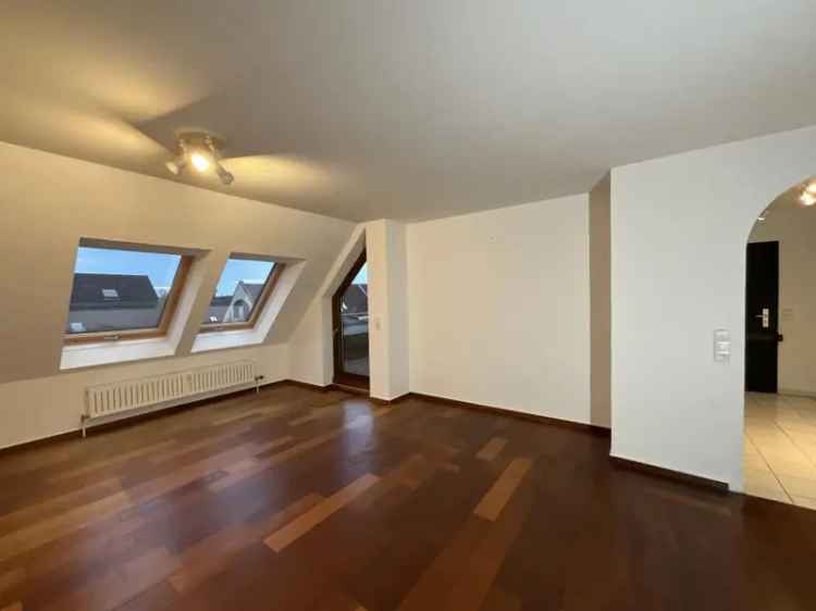 4 Zimmer Maisonettewohnung mit 2 Balkonen und Tiefgaragenstellplatz