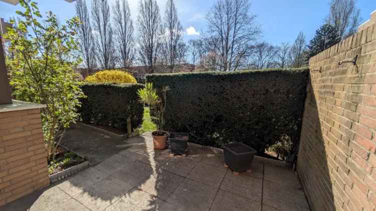 @@ Nähe Mercedes, EG, Garten, Terrasse, EBK, Bad neu, Parkplatz@@