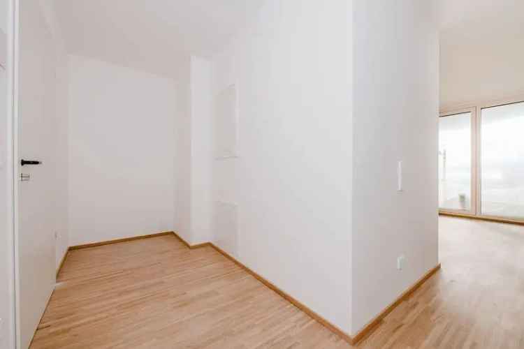 2-Zimmer-Wohnung mit großem Balkon