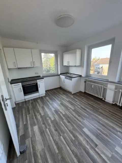 2,5 Zimmer Dachgeschoss Wohnung in Moers Kapellen zu vermieten