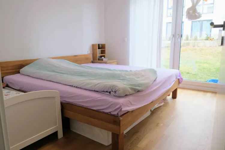 Moderne 3.5-Zimmer-Wohnung mit Garten in Leonberg Stadtzentrum