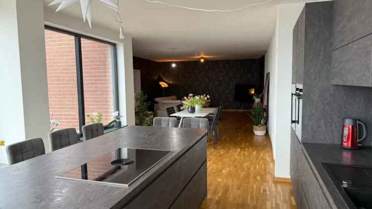 Penthouse Wohnung kaufen in hochwertiger Wohnanlage mit Loggia