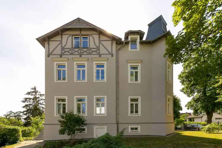 Maisonette-Wohnung mit Balkon und Stellplatz