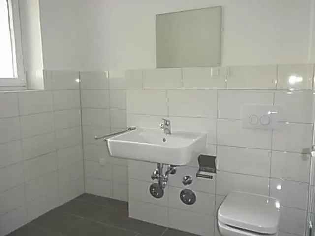 2 Zimmer Wohnung ca 60 58m² sofort verfügbar