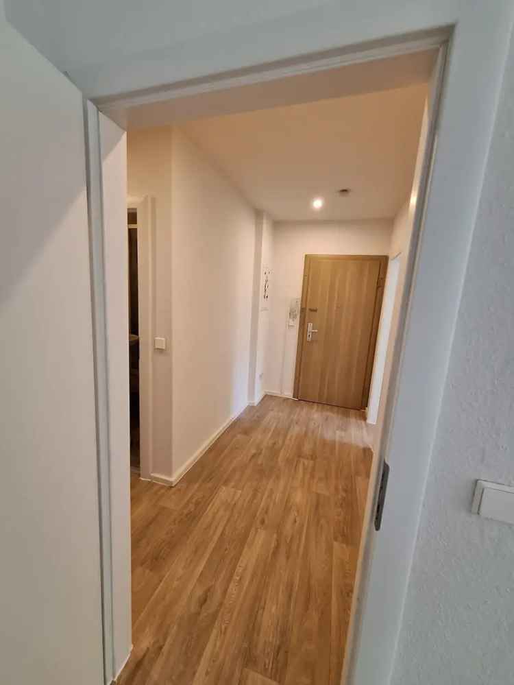 Großes WG Zimmer mit Balkon Leipzig