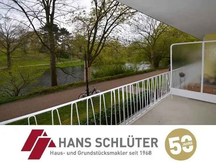 Moderne 3-Zimmer Wohnung Bremen mit Balkon und Gartenblick