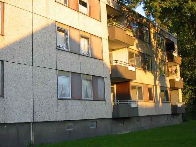 Großzügige 2-Zimmer-Whg. mt Balkon!