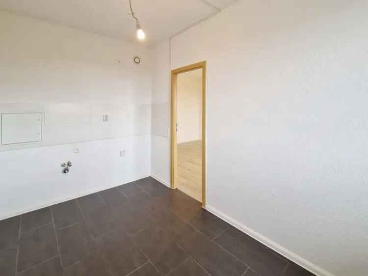 ***AB 15.05.2025*** 3-Zimmer-Wohnung im 5. Obergeschoss zu vermieten