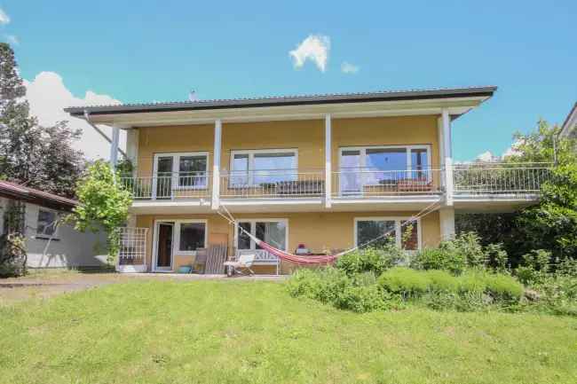 Einfamilienhaus mit naturverbundenem großen Grundstück in Ühlingen