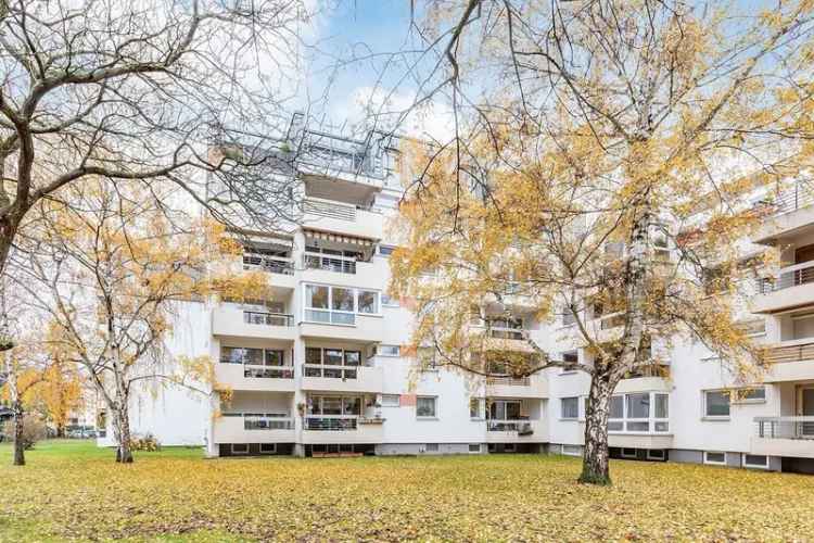 Bezugsfreie 3-Zimmerwohnung mit Blick ins Grüne & KFZ-Stellplatz