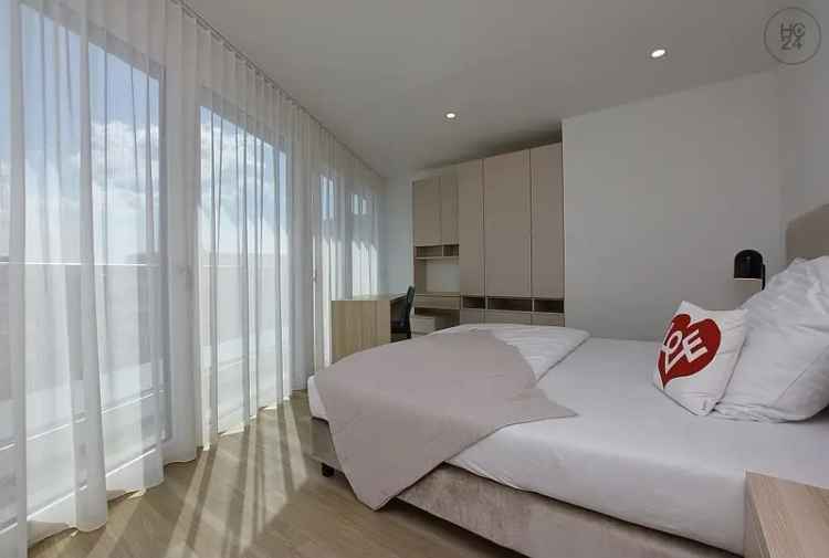 Modern möblierte und sonnige Wohnung mit Balkon in Stuttgart Nord