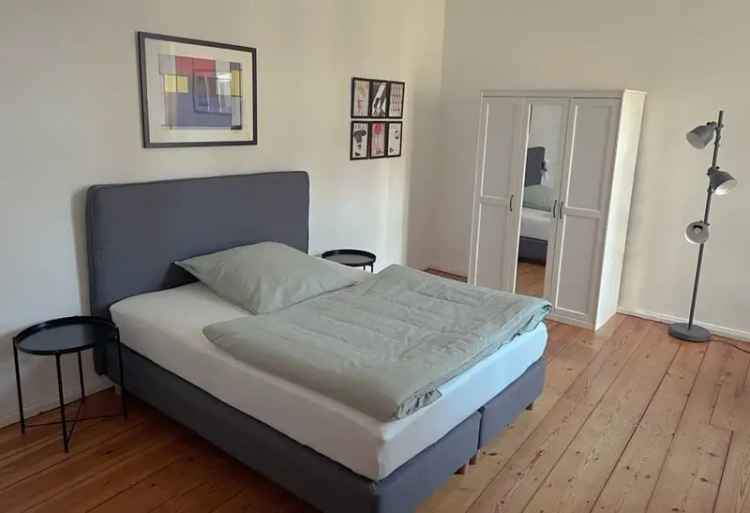 Mieten Luxus 2 Zimmer Wohnung im Herzen der Berliner Urbanstraße