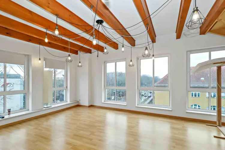 Helle Maisonettewohnung mit Galerie & Charme im Dachgeschoss
