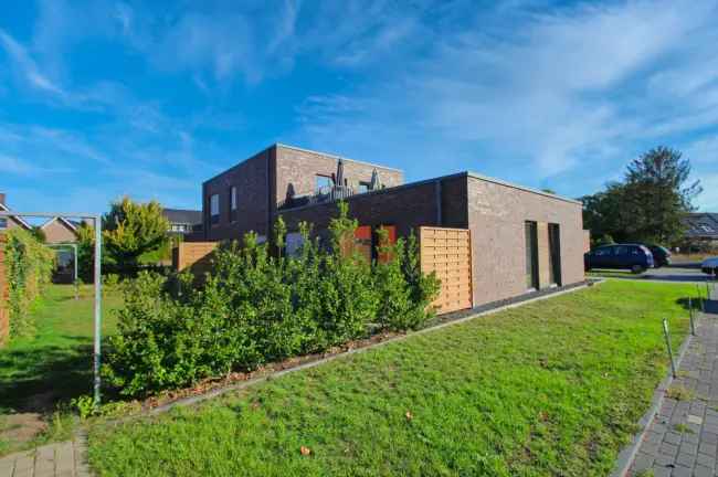 Helle und moderne Wohnung mit Balkon in Hoogstede