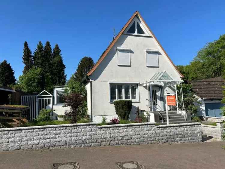 Exklusives Einzelhaus mit großem Garten in bester Lage