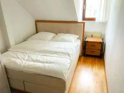 WG-Zimmer (80.0 m²) zur Miete in Frankfurt am Main (Staufenstraße 30, 60323 Frankfurt, Germany) - immosurf.de