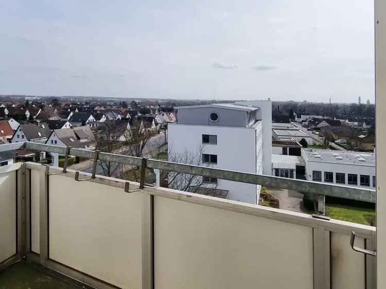 Renovierte 2-Zimmer Wohnung mit Balkon und Aussicht