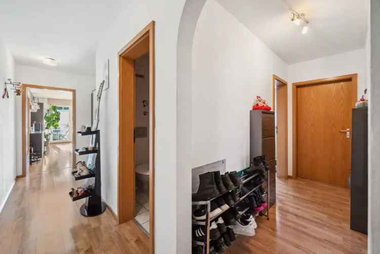 Erdgeschosswohnung Stuttgart Stammheim 77m² Balkon Garten Tiefgarage