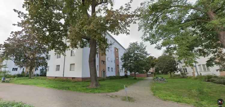 Geschmackvolle,gepflegte „-Raumwohnung in Berlin Niederschöneweide ( Treptow)