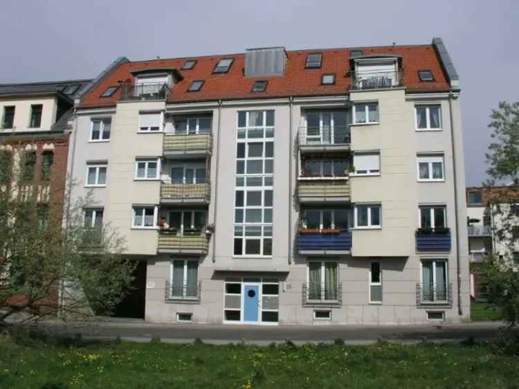 3 Zimmerwohnung mit Balkon und Stellplatz