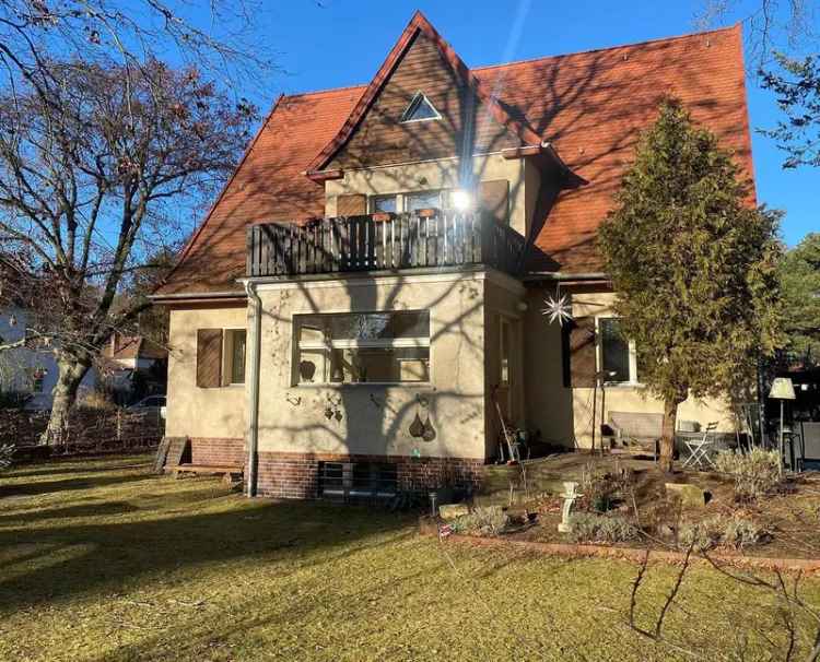 Geräumige 9-Zimmer-Villa in Potsdam Stern